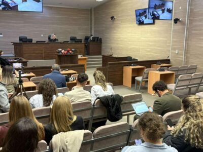 Mungojnë Mujka e Muzliukaj, dështon seanca fillestare për keqpërdorim detyre