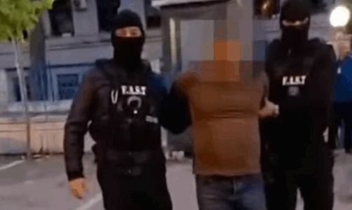 I dënuar në mungesë për kultivim droge në Kosovë, arrestohet në Tiranë 49-vjeçari