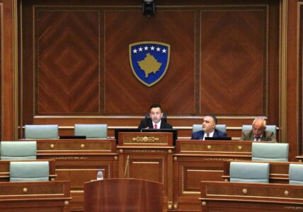 Deputetët paguhen mbi 1 milion euro për “zero punë”