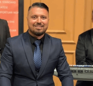 Ndodh edhe kjo, Labinot Rexha organizon protestë që të futet në BBVK 4