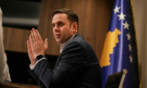 Abdixhiku pasi u nominua për kryeministër: Vendi ynë ka nevojë për qeveri që punon, e jo që shemb e ndan