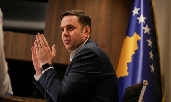 Abdixhiku pasi u nominua për kryeministër  Vendi ynë ka nevojë për qeveri që punon  e jo që shemb e ndan