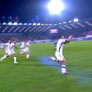 Rey Manaj u ndëshkua me karton të verdhë pasi festoi me shqiponjë