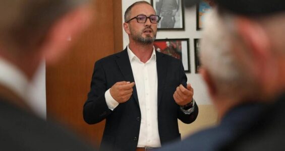 Hajdari për Lladrovcin: Z. Viktimë s’është PDK – Nisja punës, mos bëj skena