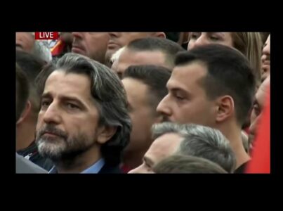 Përparim Rama në protestën e Tiranës bashkë me djalin e Hashim Thaçit