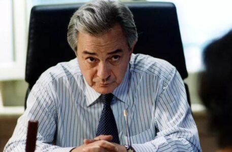 Vdes aktori i njohur Remo Girone