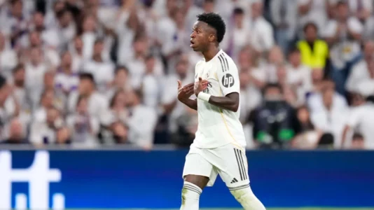 Vinicius mund të gjobitet deri në kaq para pas shpërthimit në “El Clasico”