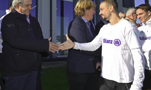 Legjenda Platini i shkon në stërvitje Juventusit, kështu e pritën Zhegrova me shokë