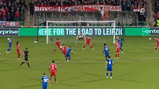 GOOOOOOOOOOOOL: Drita në epërsi, Ajzeraj e tund portën e irlandezëve