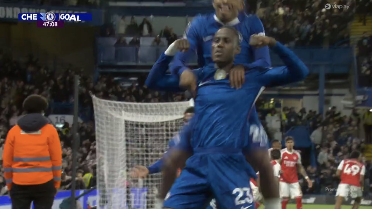 Goooooool  Chelsea në epërsi ndaj Arsenalit  shënon Chalobah