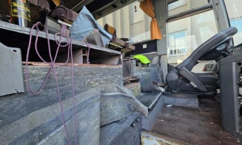 Ku ishin fshehur pakot me drogë brenda në autobus? (Video)