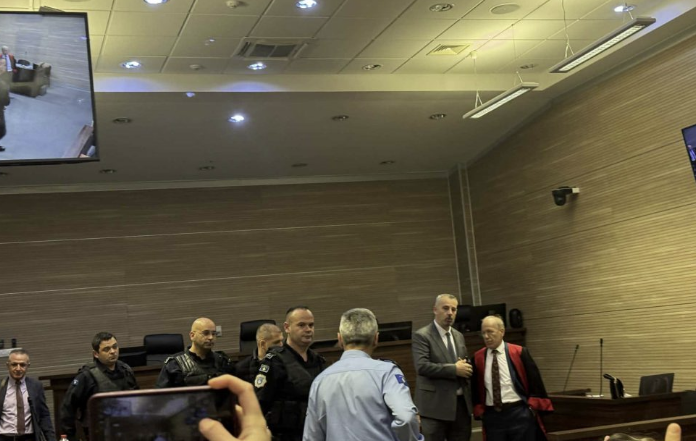  Naimi ka pas mesazhe të shkëmbyera me gruan e djalit të hallës   Dëshmia e babait të Naim Murselit tregon problemet mes tij dhe Liridones