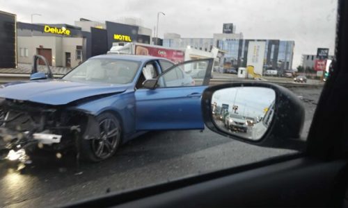 Aksident i rëndë në magjistralen Prishtinë-Ferizaj, s’dihet për të lënduar