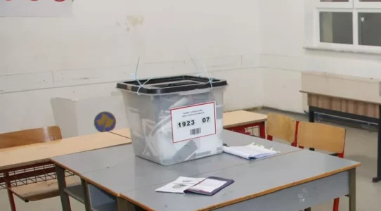 Deri në ora 9 votuan më shumë se 26 mijë votues