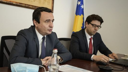 Pas aktakuzës ndaj Rozeta Hajdarit, goditje e re për Qeverinë Kurti: Tani kallëzim penal edhe ndaj ministrit Murati