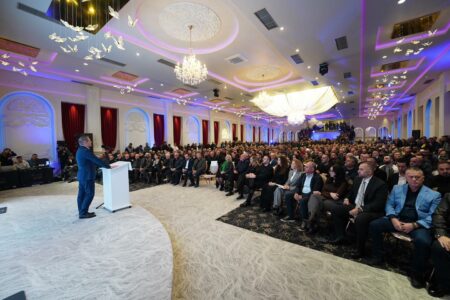 Ferit Idrizi i PDK-së mbyll fushatën: Vushtrria tregoi se është e bashkuar dhe plot besim në të ardhmen