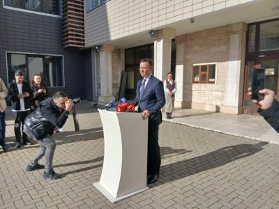 Peci: Data më e favorshme për zgjedhje është 28 dhjetori