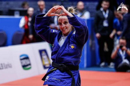 Distria Krasniqi në finale të Geand Prix