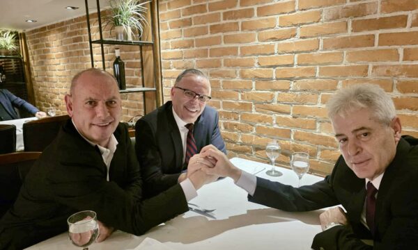 Hamza  Ramiz Lladrovci ka qenë  është dhe mbetet PDK