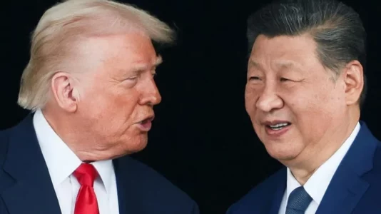 Trump thotë se Xi Jinping i kupton pasojat nëse Kina pushton Tajvanin