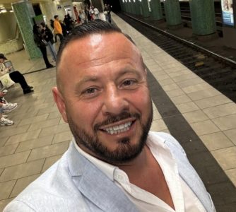 Sherret në TikTok i kushtojnë prapë shtrenjtë Rasimit – shfaqet në gjendje të rëndë