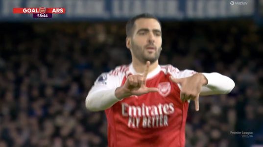 Arsenal barazon rezultatin ndaj Chelseat, shënon Merino
