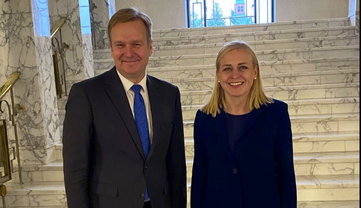 Finlanda ofron mbështetje për dialogun Kosovë Serbi