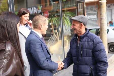 Ferit Idrizi vazhdon vizitat dorë më dorë, me biznese e qytetarë