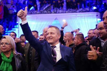 Idrizi pas fitores: Ia dedikoj çlirimtarëve që padrejtësisht po mbahen në Hagë