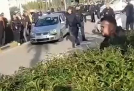 Detaje të reja nga atentati në Rinas, autorët e ndoqën makinën për rreth 3 kilometra