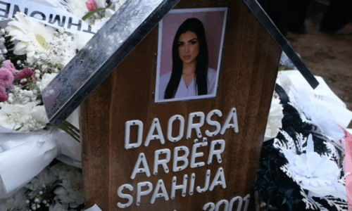 Varroset në vendlindje studentja nga Gjakova që vdiq para dy ditësh në Tetovë