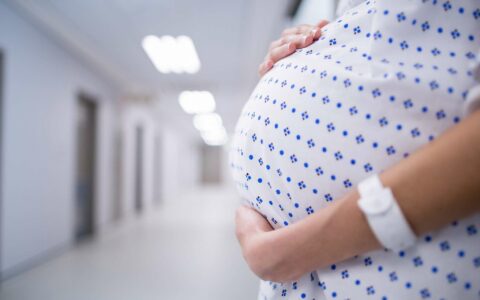 A lindin më shumë djem apo vajza pas fertilizimit in vitro (IVF)?