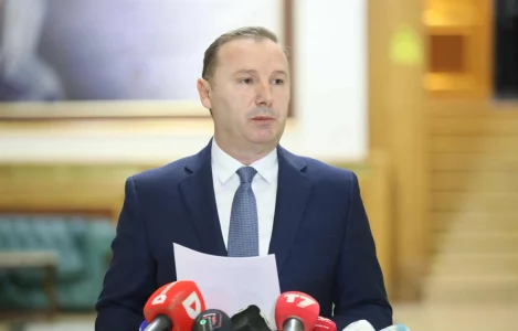 Zemaj: U pa shfaqja teatrale e VV-së, vendi po shkon drejt zgjedhjeve