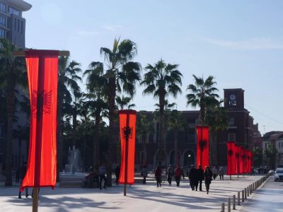 Festat e nëntorit, shqiptarët e Kosovës zgjedhin Durrësin