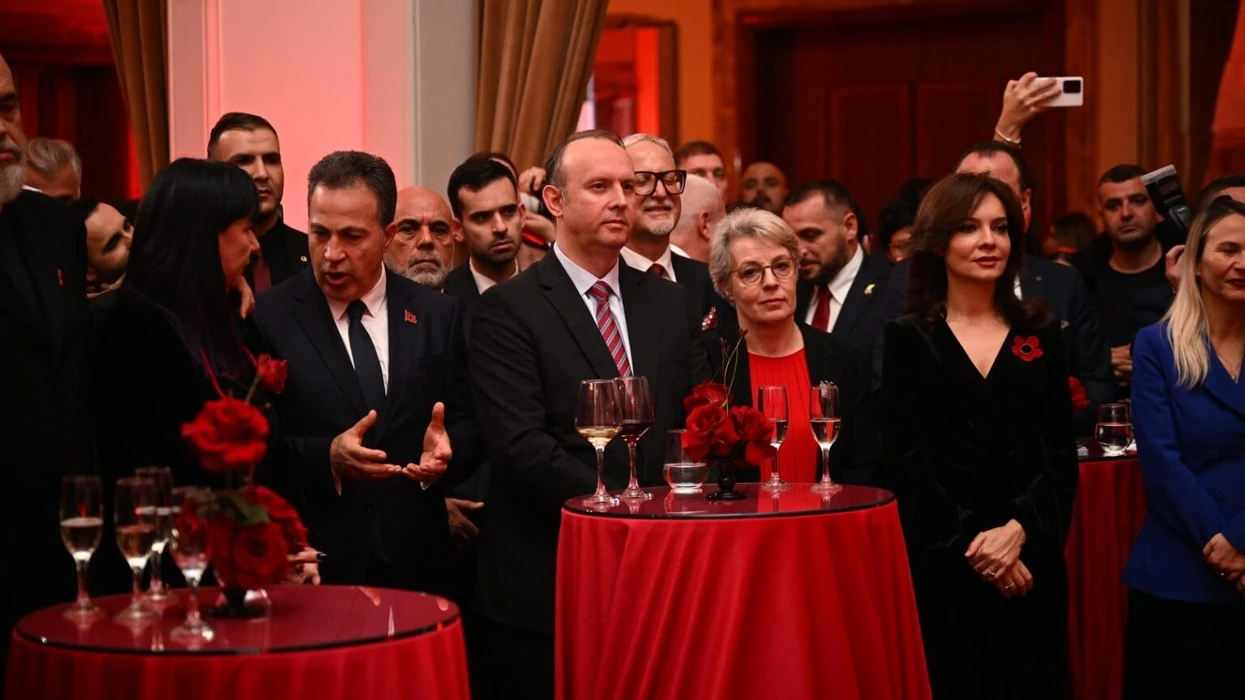 Kryekuvendari i RMV për 28 nëntor  Shpreh dëshirën për më shumë bashkëpunim dhe zhvillim të përbashkët