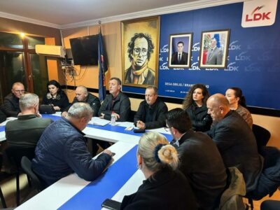 Ky është vendimi i Xhafer Gashit, pasi Abdixhiku refuzoi dorëheqjen e tij