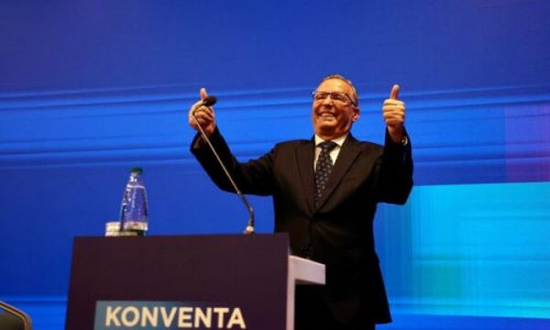 “Një nder i jashtëzakonshëm dhe një përgjegjësi e madhe”, Bedri Hamza shkruan pasi u zgjodh kryetar i PDK-së