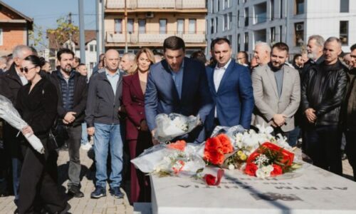 Krasniqi për Afrim Zhitinë e Fahri Fazliun: Shembull se dashuria për atdhe mund të jetë më e fortë se frika nga vdekja