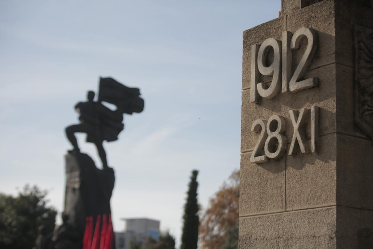 28 Nëntori  Rama  Gëzuar Ditën e Pavarësisë