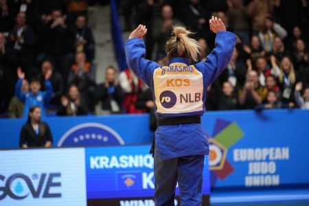 Distria Krasniqi në gjysmëfinale të Abu Dhabi Grand Slam 2025