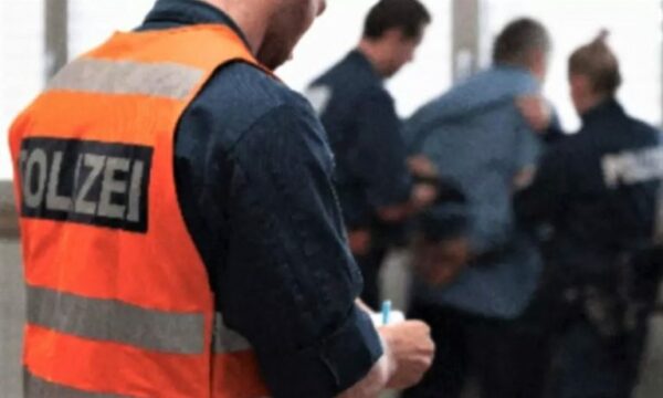 Arrestohen dy shqiptarë që po punonin në të zezë në Zvicër  njëri nga Kosova  tjetri nga Shqipëria