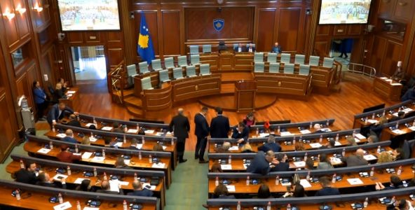 Kuvendi me njoftim: Dy seanca të jashtëzakonshme – njëra për qeveri e tjetra për buxhet