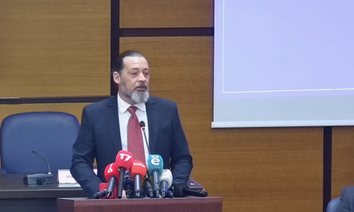 Seanca për buxhetin, Sveçla thotë së asamblistët e VV’së do ta votojnë: E kemi detyrim ndaj qytetit