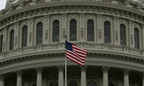 Senati miraton financimin e përkohshëm, hap rrugë për rihapjen e qeverisë