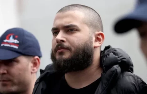 Gjendet i vdekur në burg “bosi” i kriptomonedhave që u arrestua në Shqipëri