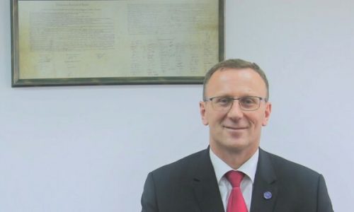 Shkarkimi i Besim Kelmendit – Kryesuesi i KPK’së mban konferencë për media