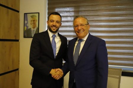 PDK e cakton Arian Tahirin ushtrues detyre të degës në Mitrovicë