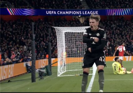 Bayern barazon rezultatin ndaj Arsenalit, shënon ylli i momentit, Karl