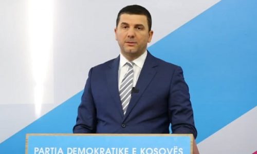 Krasniqi: Unë vazhdoj me qenë në PDK, do të angazhohem për t’i fituar zgjedhjet e për ta hequr Albin Kurtin nga qeveria
