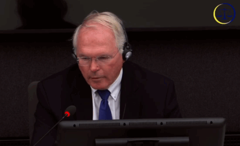 Hill me akuza: Gelbard e quajti UÇK-në terroriste, u duk sikur e dha dritën e gjelbër në ngjarjen ndaj familjes Jashari